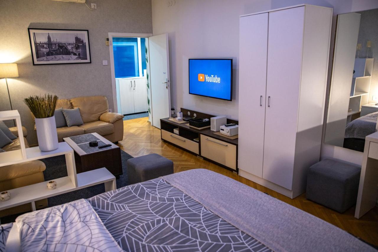 Cubic Central Lux Ni エクステリア 写真