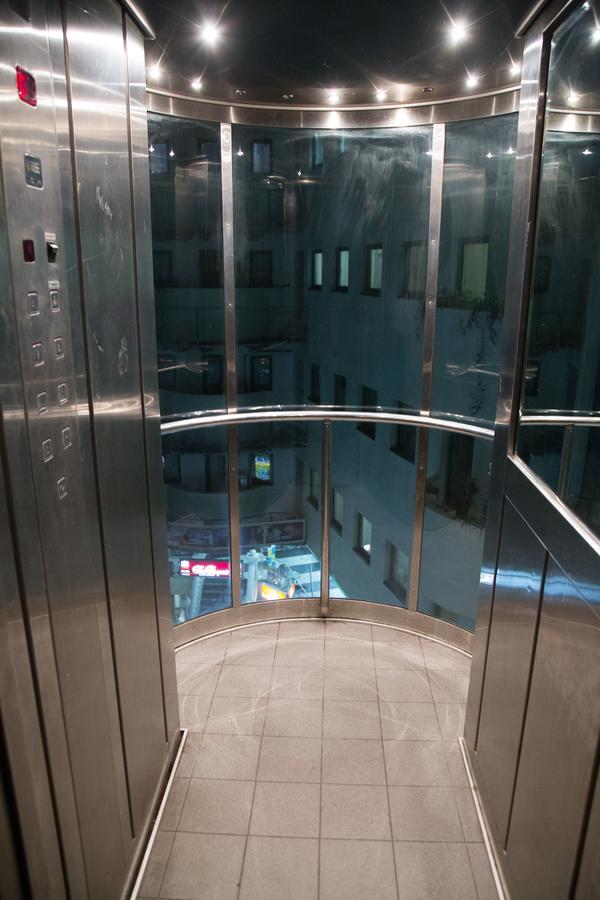 Cubic Central Lux Ni エクステリア 写真